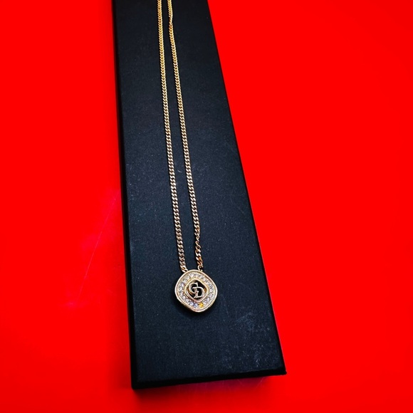 CHRISTIAN DIOR necklace - Picture 7 of 7